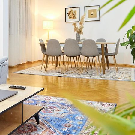 Caragiale Apartment Бухарест Экстерьер фото