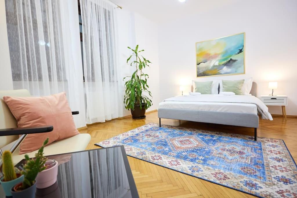 Caragiale Apartment Бухарест Экстерьер фото