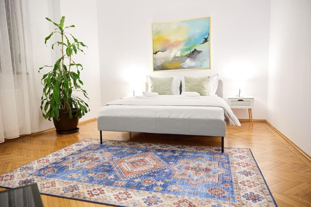 Caragiale Apartment Бухарест Экстерьер фото