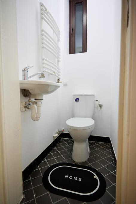 Caragiale Apartment Бухарест Экстерьер фото